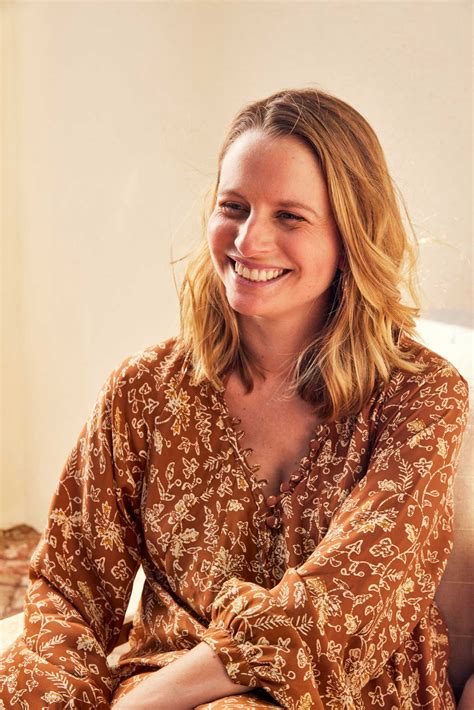 carolyna de laurentiis biography examples