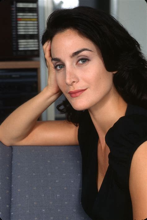 Carrie Anne Moss Porn