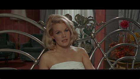 carroll baker nude