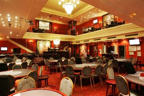 casino club restaurant auij france