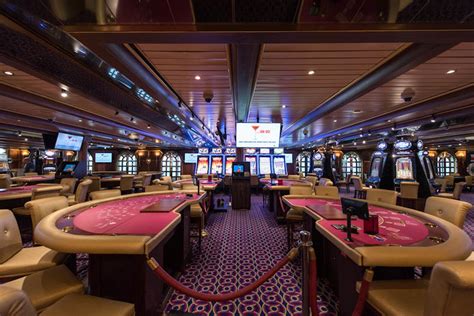 casino dealer cruise ship hqsn