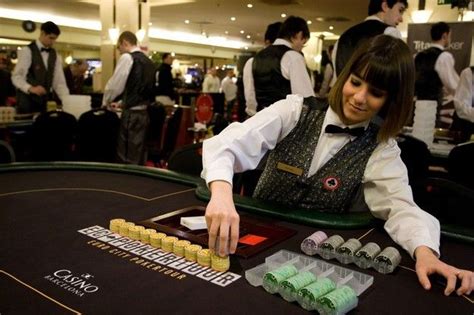 casino dealer working hours eisb france