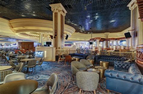 casino free hotels in vegas riff