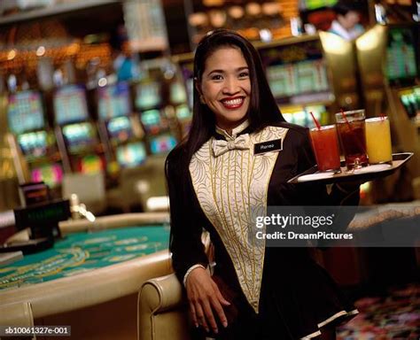th?q=casino%20waitresses