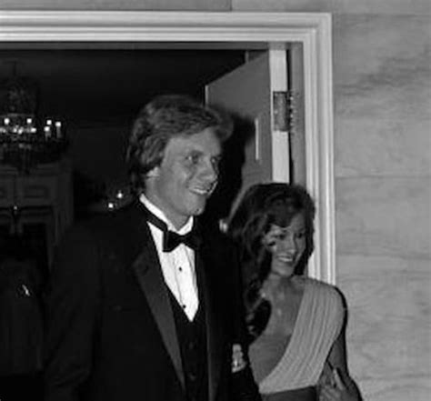 cass castillo biography examples