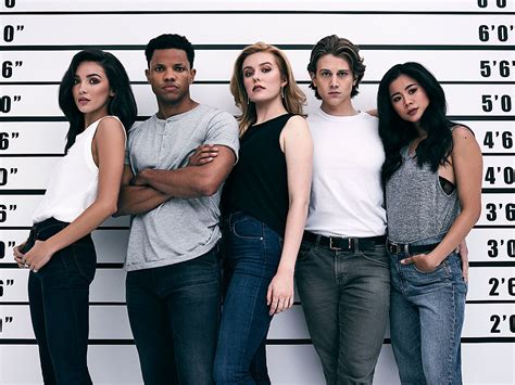 Cast Of Nancy Drew