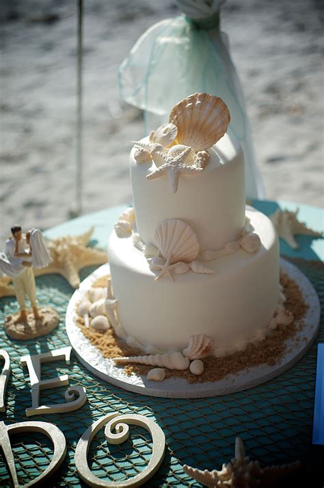 Casual Beach Wedding Cake
