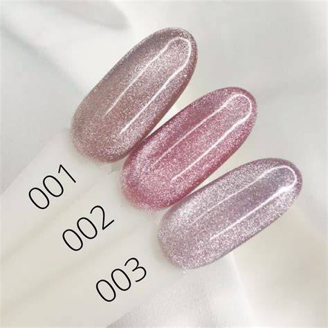 cat's eye nude