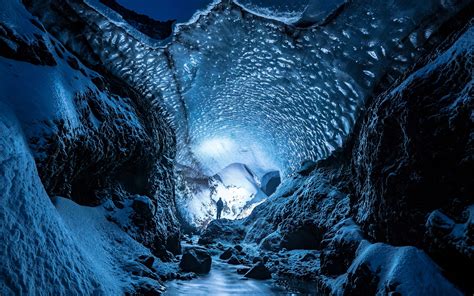 Cavern Of Black Ice