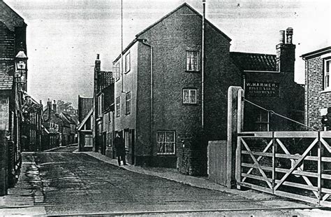 cc 1910. Old Level Crossing at Northgate, Beccles, Suffolk. - Flickr