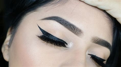 Cejas Efecto Polvo