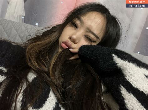 <span>👑</span>Onlyfans Free Videos