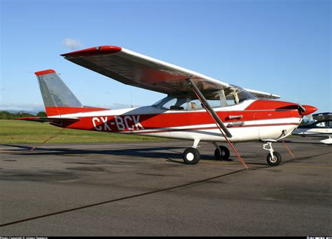 Cessna 172d Poh