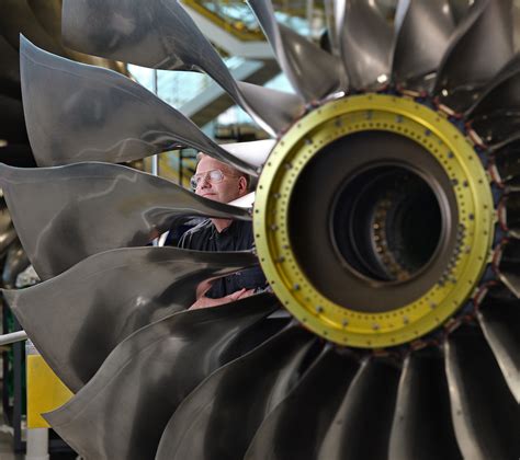 Read Online Cf6 80A Engine 