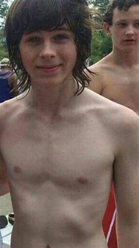 chandler riggs nude