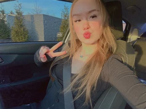 chanelsnowxo onlyfans