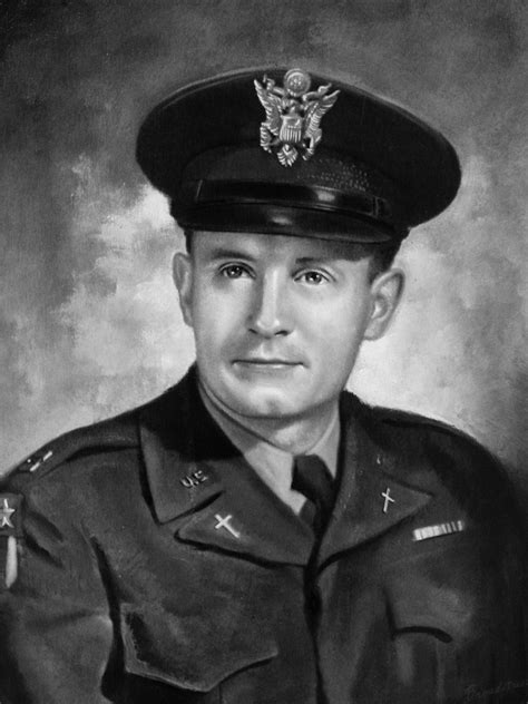 chaplain kapaun biography