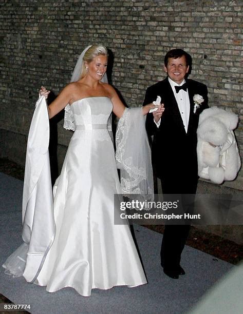 charles simonyi and lisa persdotter