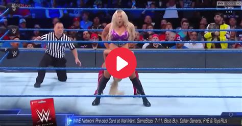 Charlotte Flair Wrestlemania Wardrobe Malfunction