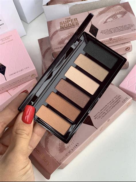 Charlotte Tilbury Super Nudes Easy Eyeshadow Palette