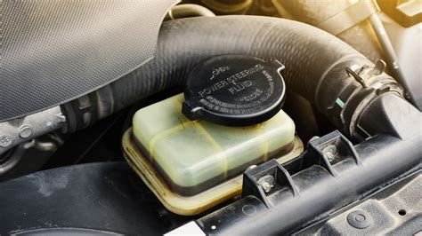 Checking Power Steering Fluid Level