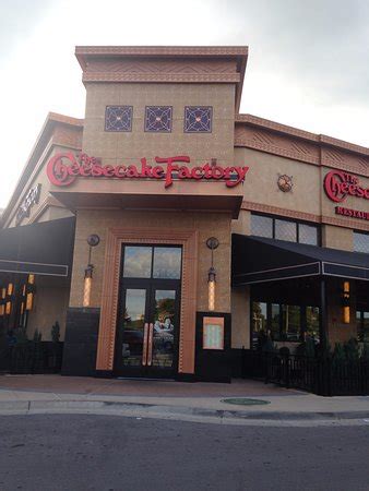 Cheesecake Factory Lexington