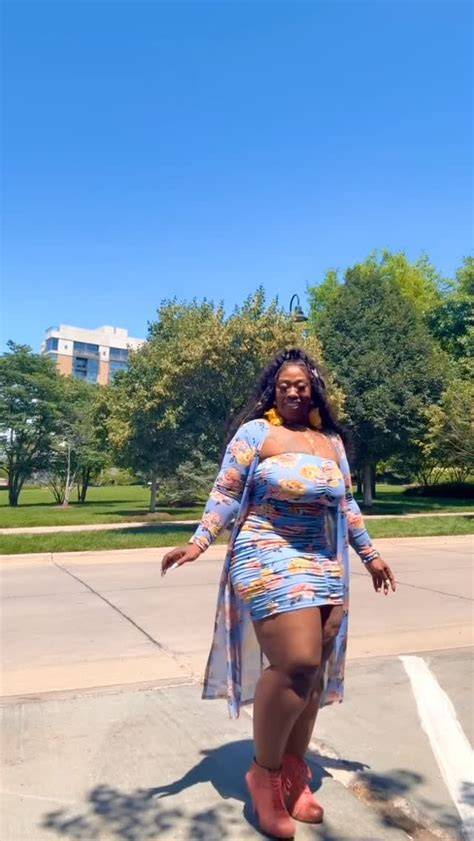 chelesosothickwitit nude