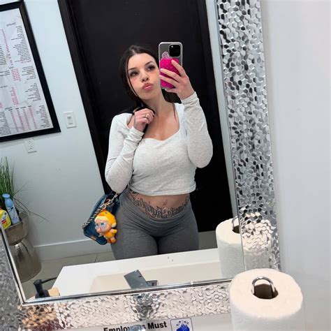 chescamaggio creator profile