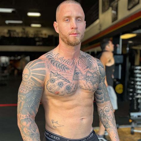 chet hanks nude