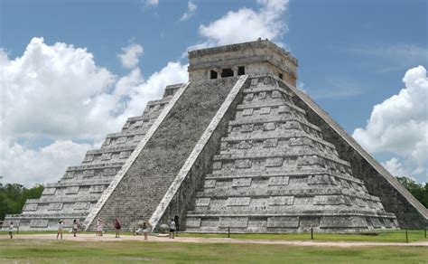 Chichen Itza Horarios