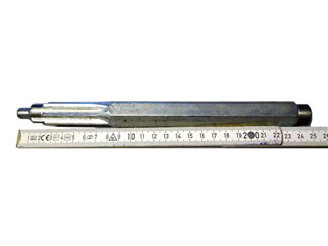 Chin 111 Unc