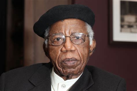 Read Online Chinua Achebe 