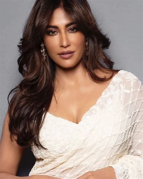 chitrangada singh height and weight