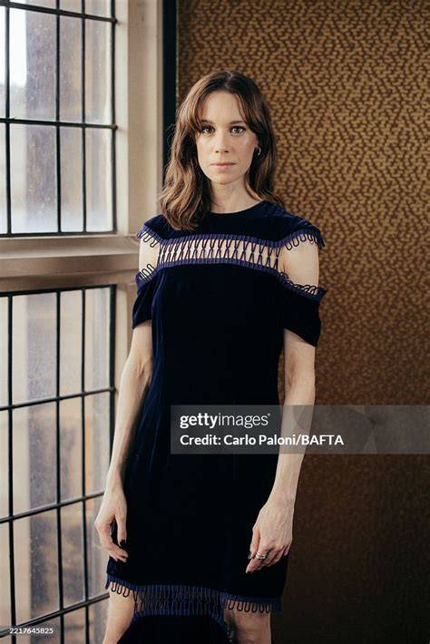 chloe pirrie nude