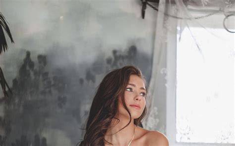 chloe rosenbaum nude