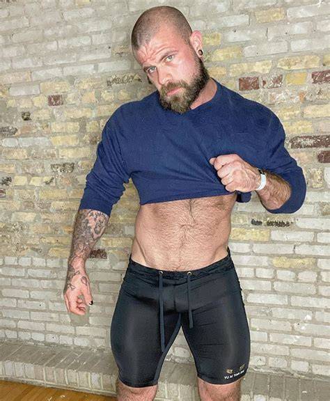 chris chilton nude