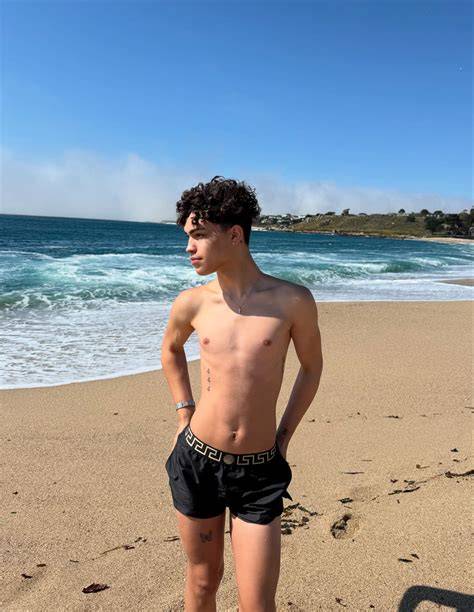 chris cotter nudes