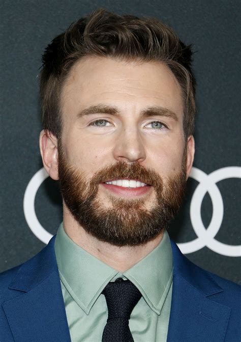 chris evans actor biography example