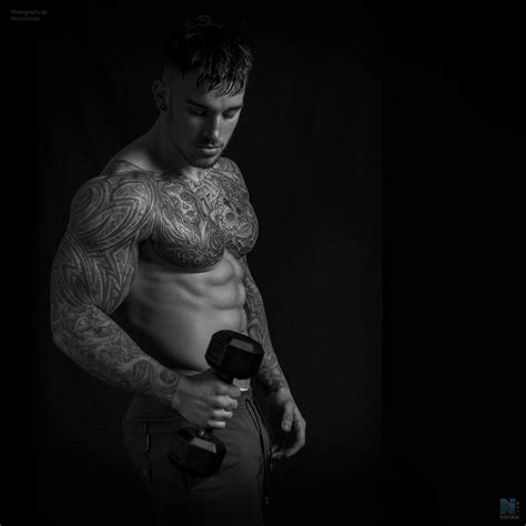 chris hatton nude