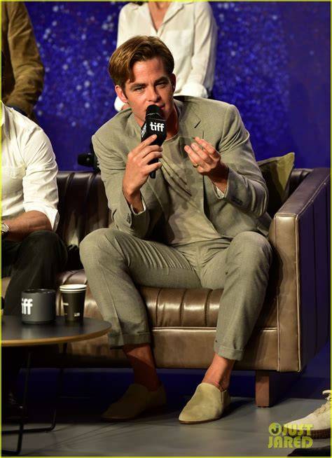 chris pine nudes