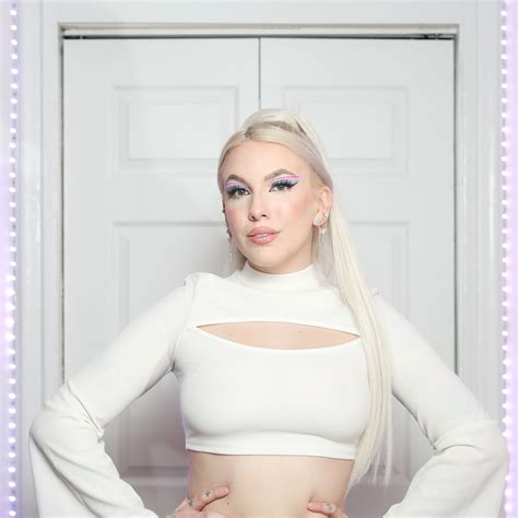 chrissy chlapecka nude