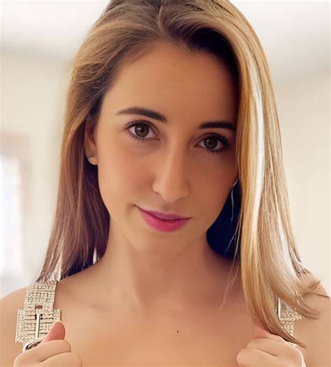 christinakhalil onlyfans