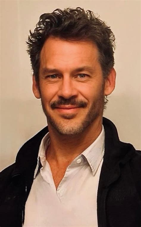 christopher gartin biography