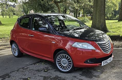 Chrysler Ypsilon Manual