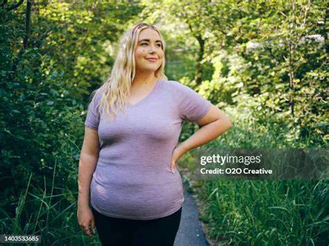 chubby blonde nude