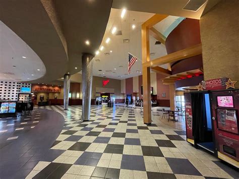 cinemark oklahoma