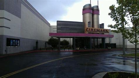 cinemark springfield oregon