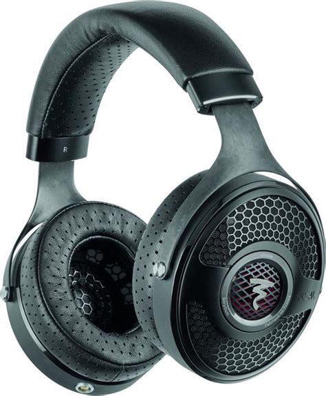 circumaural headphones Sweetwater