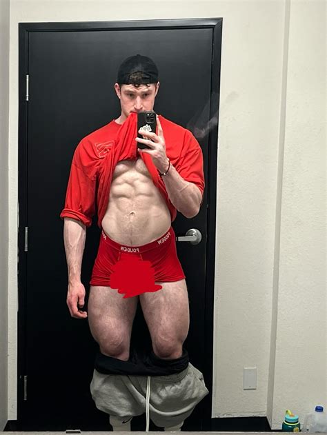 clarkpb01 OnlyFans leaked content