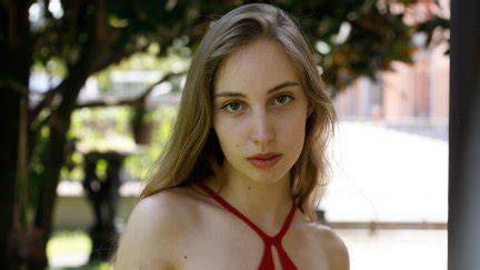 claudia veneza nude